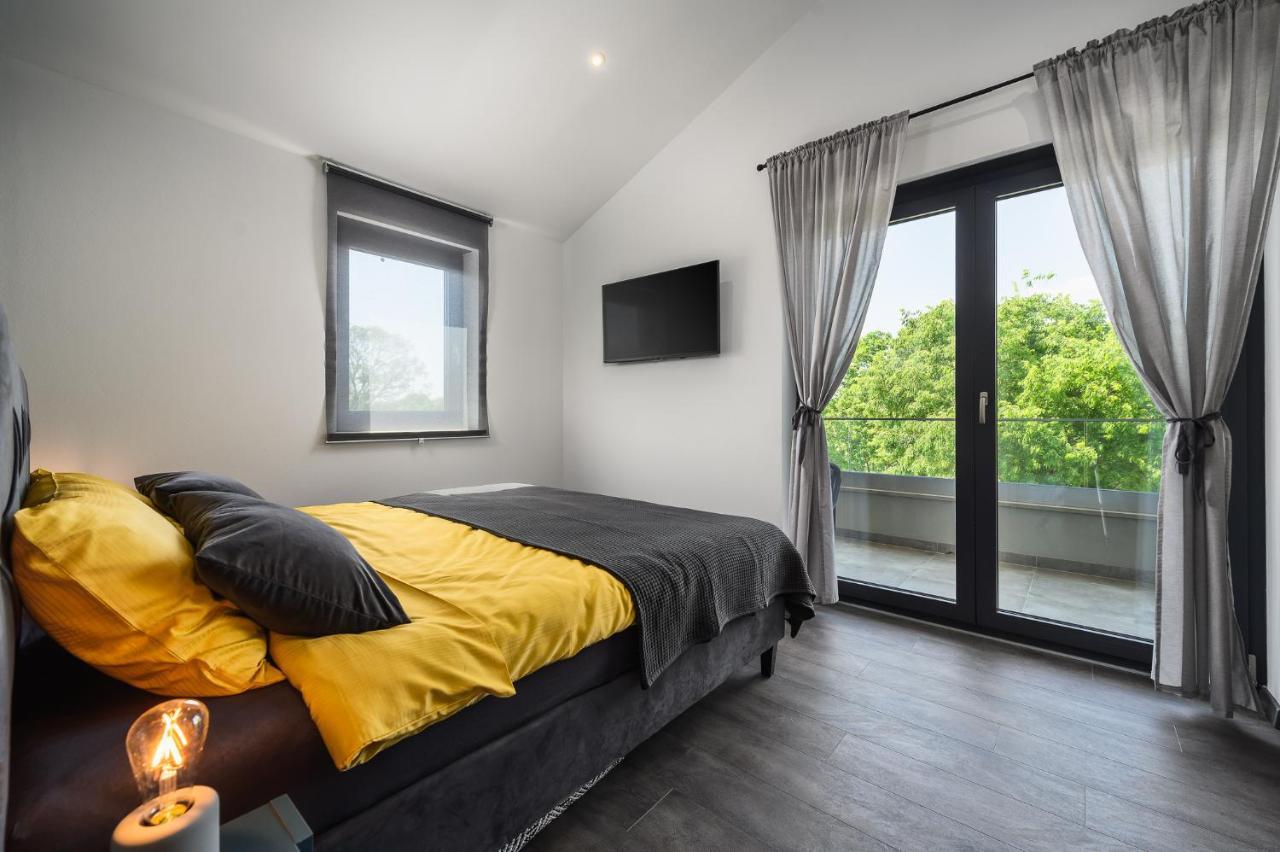 Villa Nobu Mali Vareški Kültér fotó