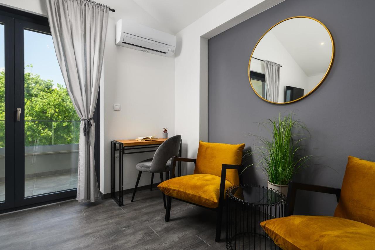 Villa Nobu Mali Vareški Kültér fotó