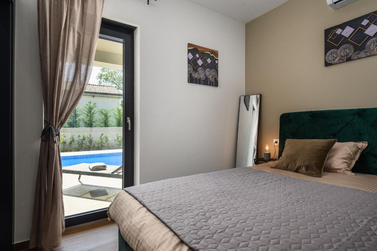 Villa Nobu Mali Vareški Kültér fotó