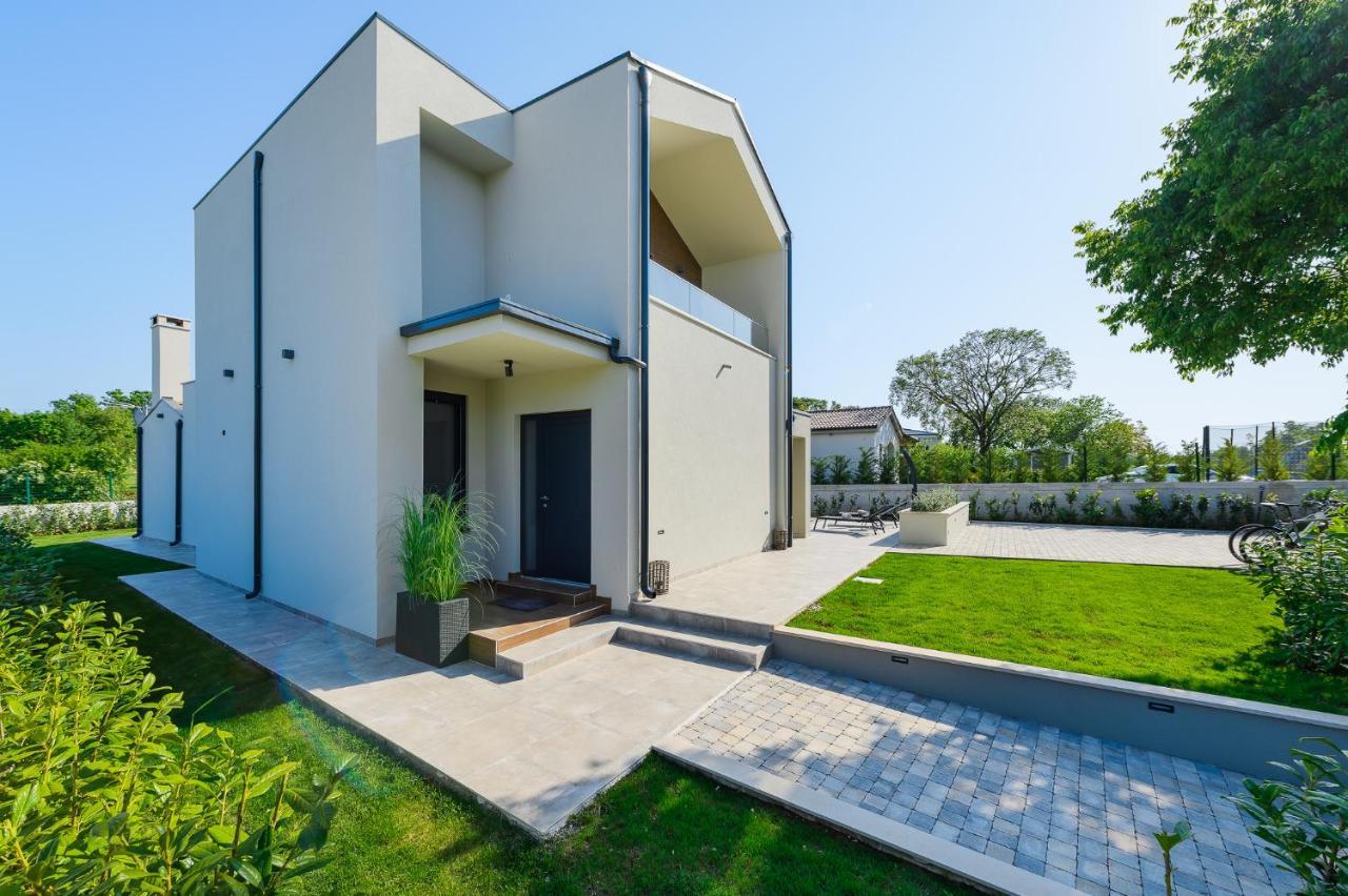 Villa Nobu Mali Vareški Kültér fotó